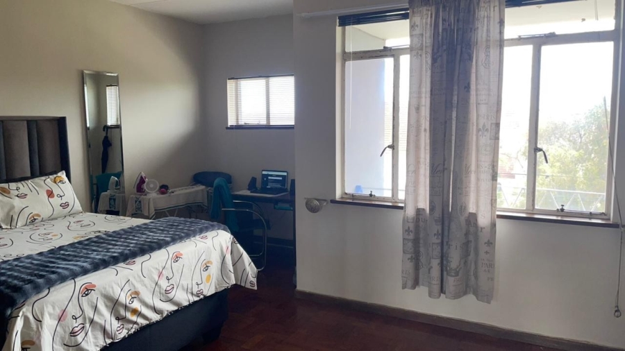 2 Bedroom Property for Sale in Uitenhage Upper Central Eastern Cape